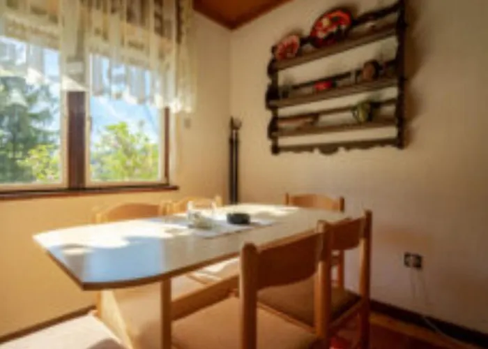 بيت للعطل House Briski ديلنايس